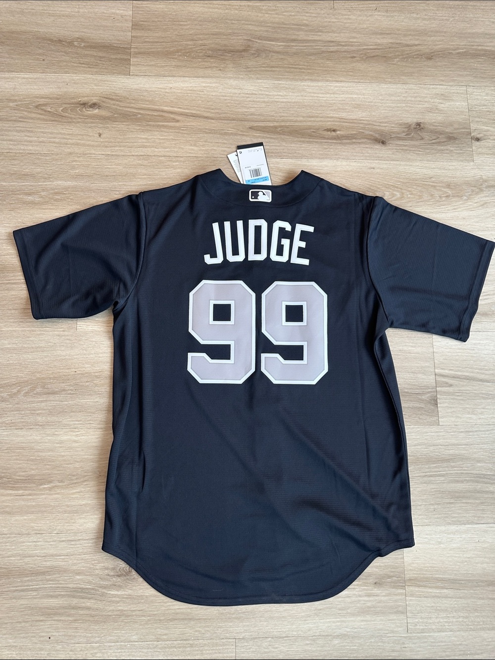 Nike Black New York Yankees Aaron Judge #99 Jersey - Picture 4 of 7